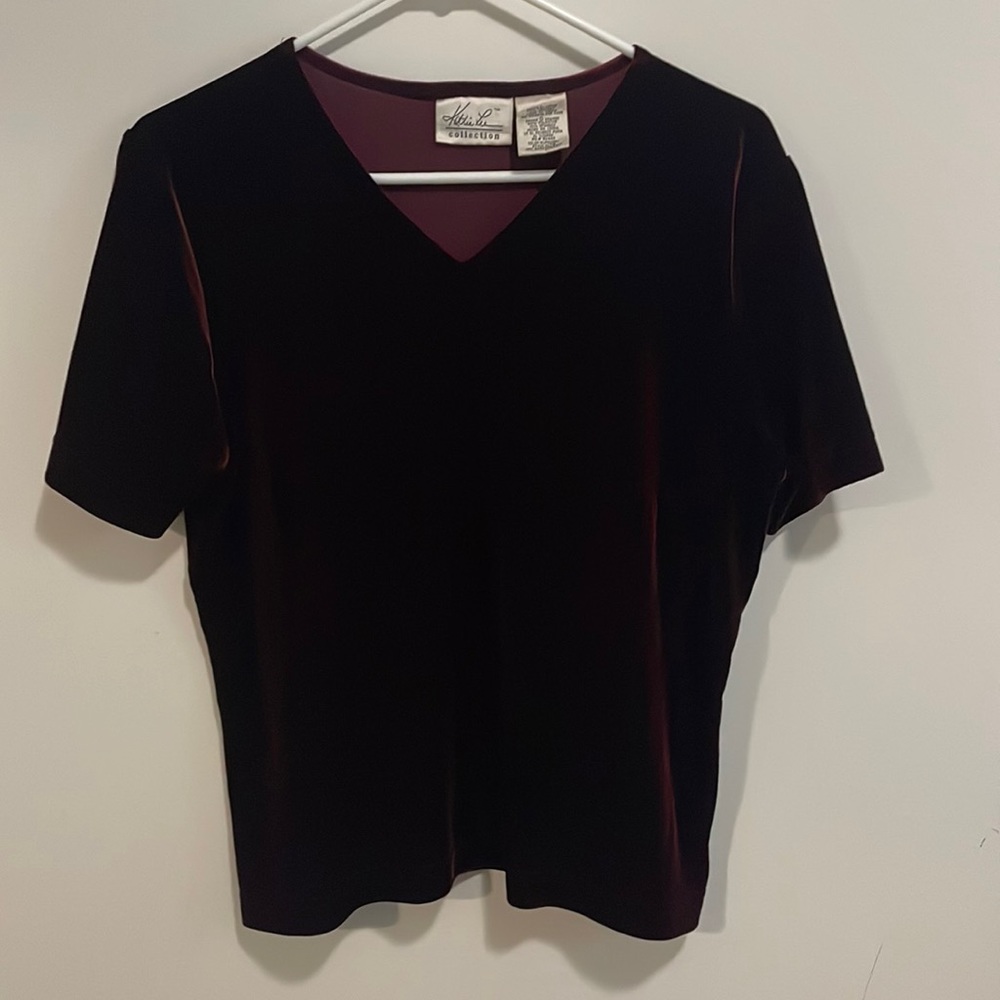 Velvet short sleeve shirt